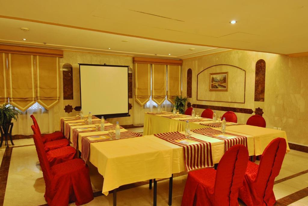Al Saha Hotel – By Al Rawda Medina Bagian luar foto